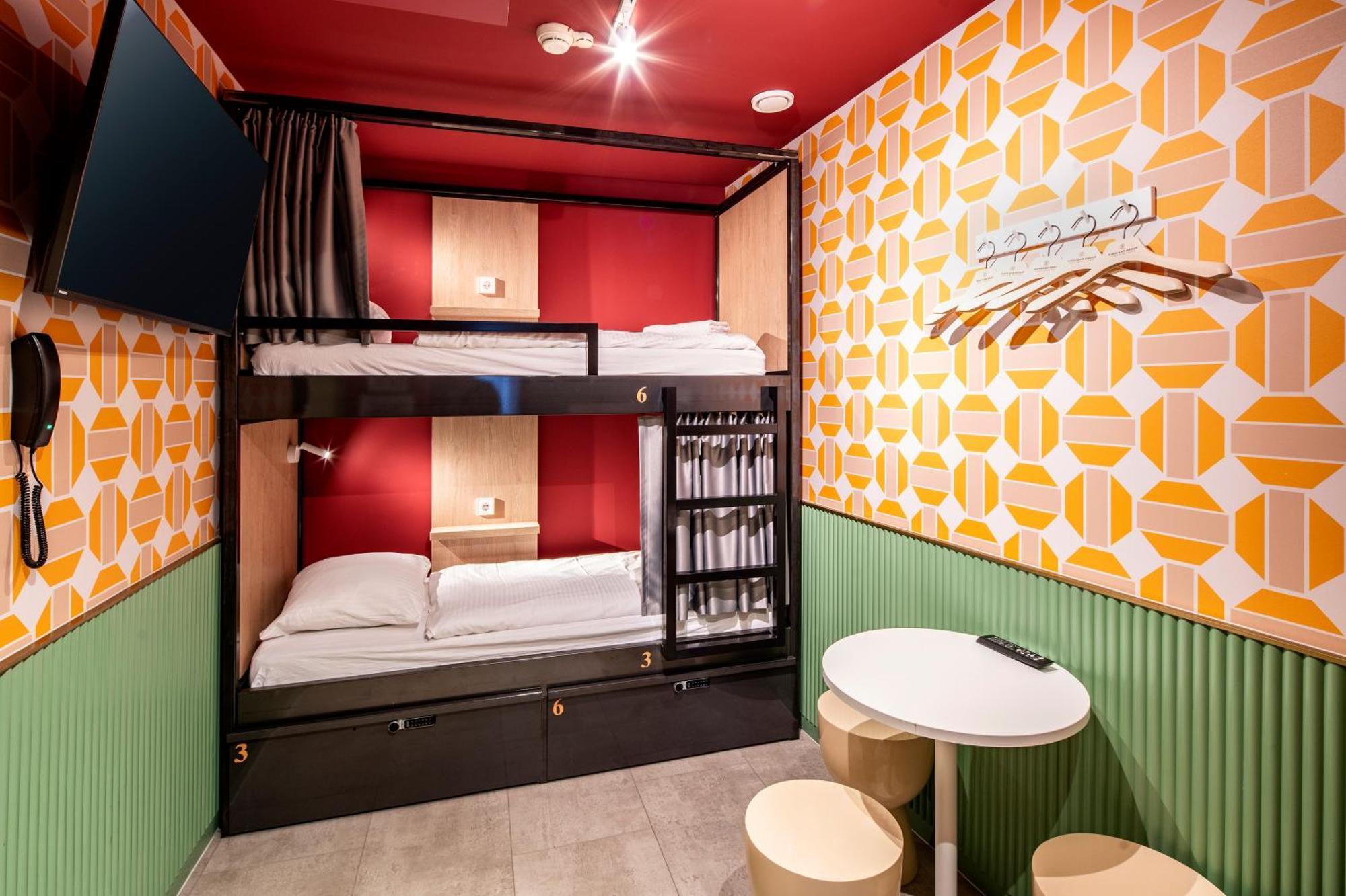 Tourist Inn Hotel อัมสเตอร์ดัม ภายนอก รูปภาพ